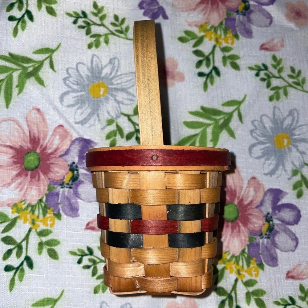 N/A hand woven